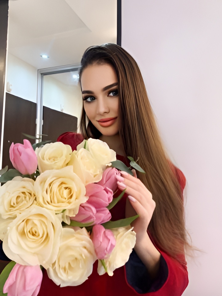 Илона привлекальеная девушка из Николаевск-на-амуре цена от 10000 руб