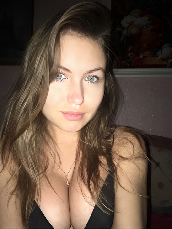 Стефания привлекальеная девушка из Николаевск-на-амуре цена от 2500 руб