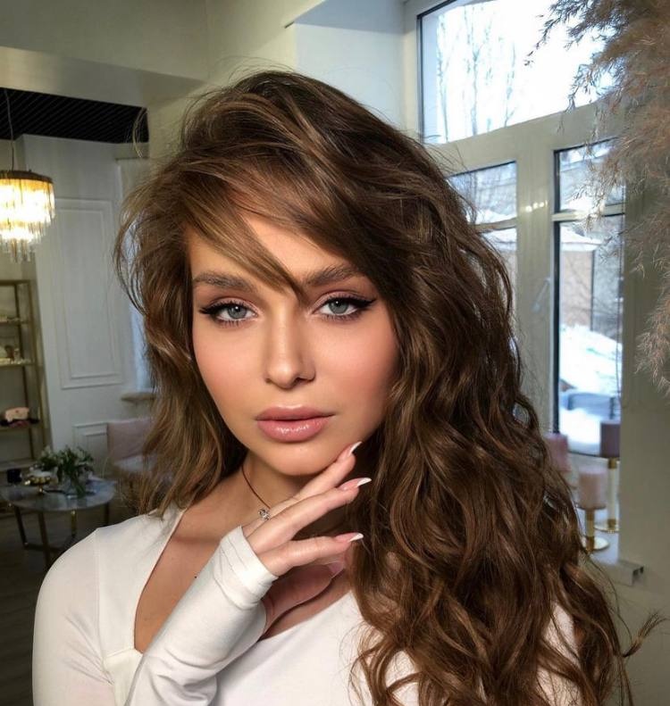 Юлия привлекальеная девушка из Николаевск-на-амуре цена от 8000 руб