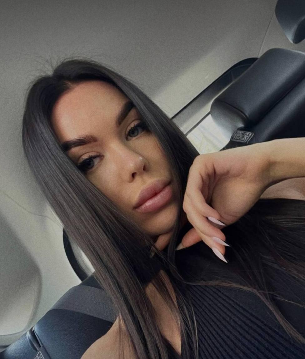 Наташа привлекальеная девушка из Николаевск-на-амуре цена от 8000 руб