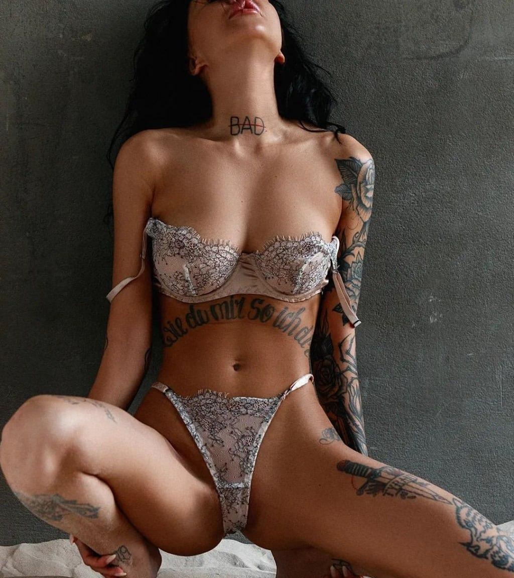 Оксаночка привлекальеная девушка из Николаевск-на-амуре цена от 6000 руб