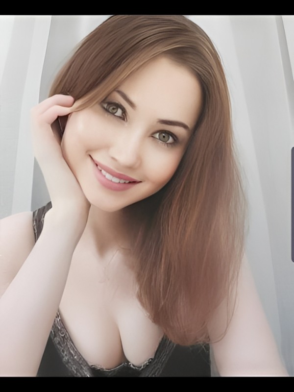 Алина привлекательная девушка из Николаевск-на-амуре цена от 4000 руб