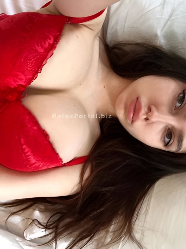 Эвелина привлекательная девушка из Николаевск-на-амуре цена от 5000 руб