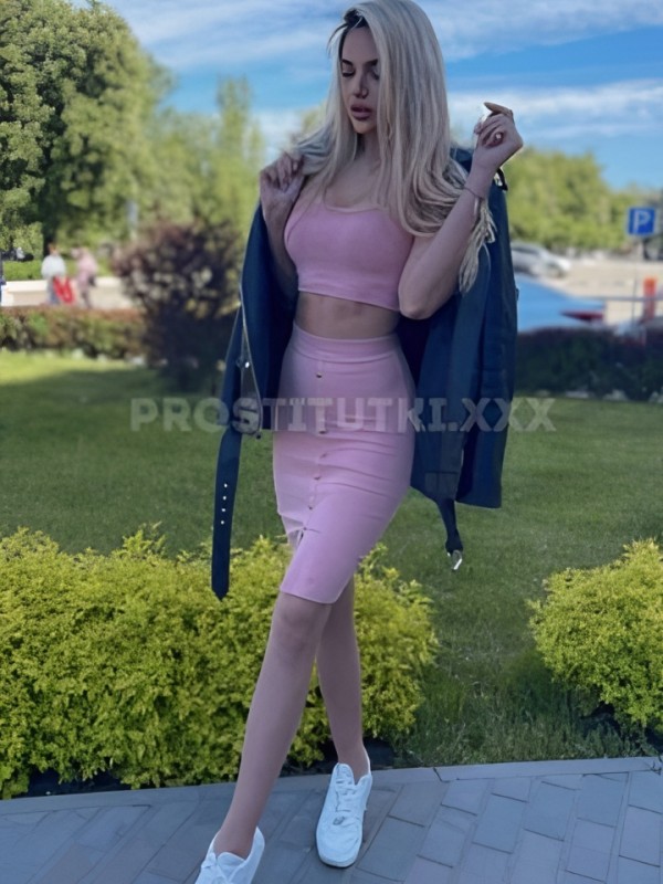 Галя привлекательная девушка из Николаевск-на-амуре цена от 3000 руб